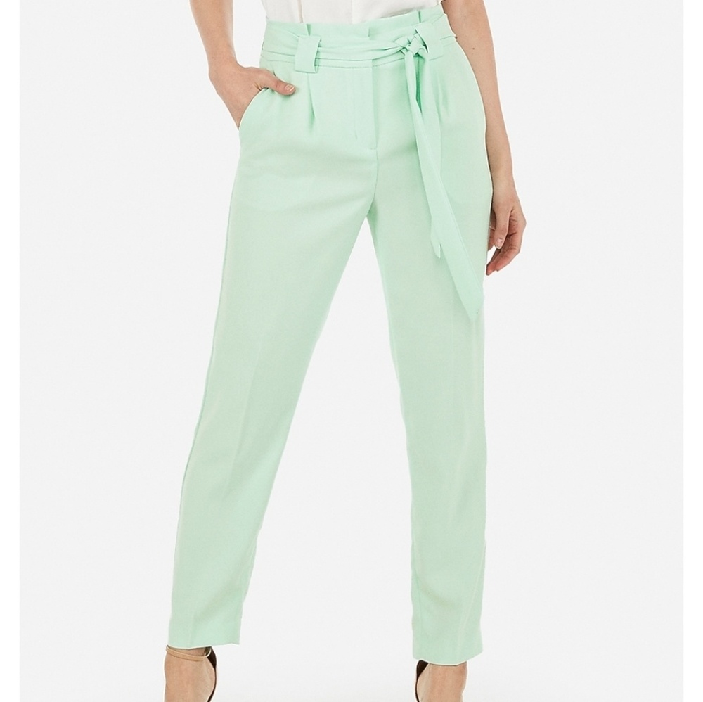 NWT High Waisted Paperbag Ankle Pant